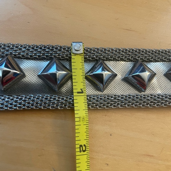 Men’s Italian belt, Metal studs; great condition - Picture 13 of 13